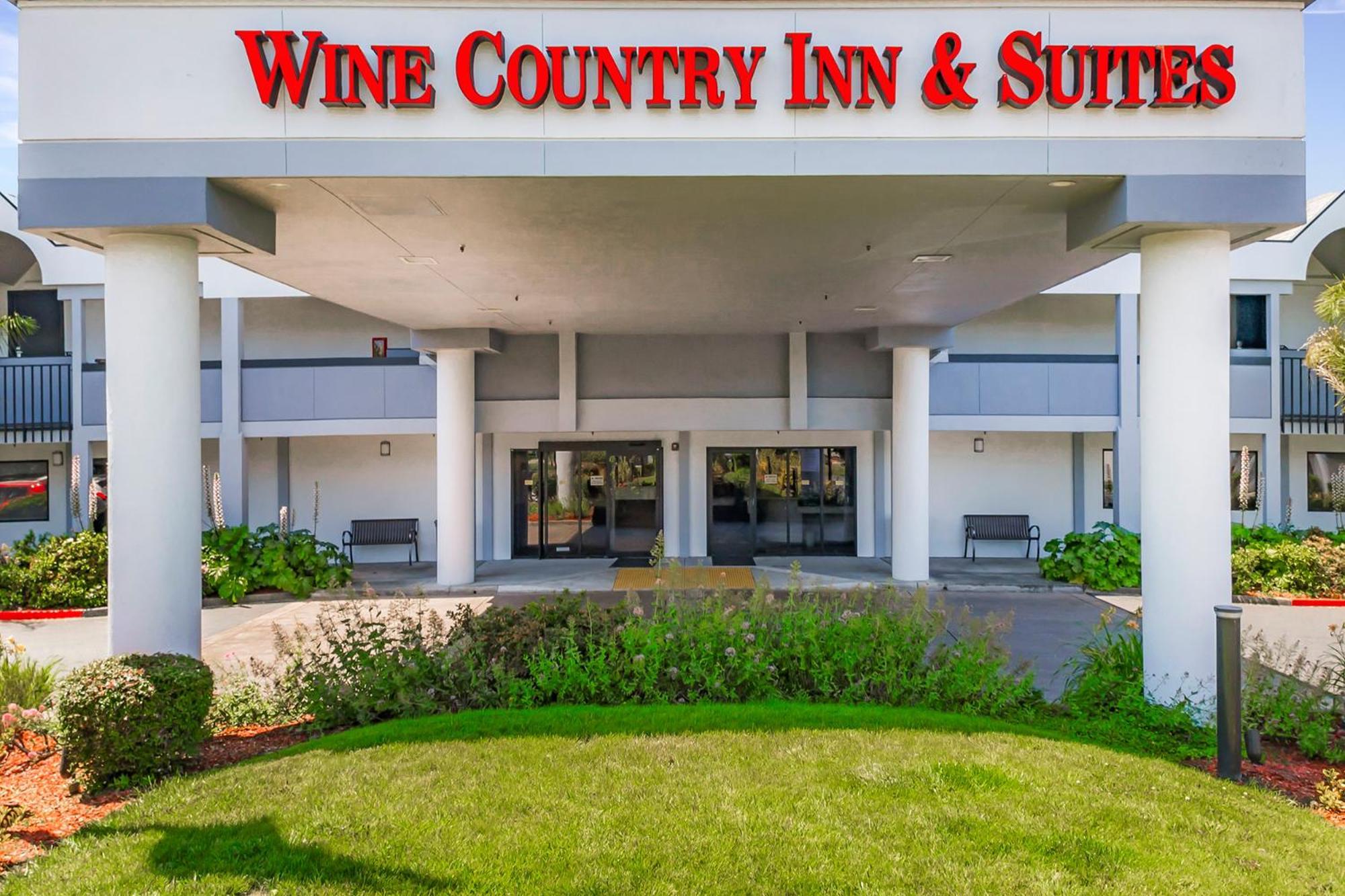 Best Western Plus Wine Country Inn & Suites Santa Rosa Bagian luar foto